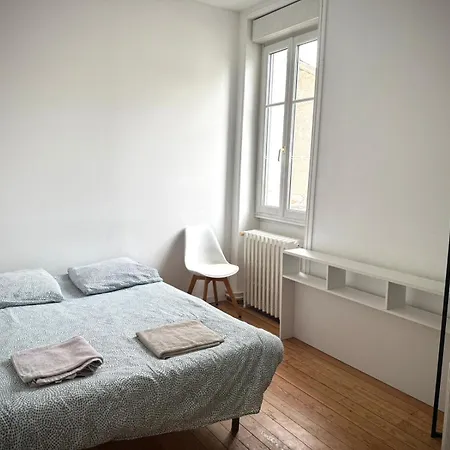 Large Elegant Duplex - 5 Bedroom - Center - Ac Apartment *