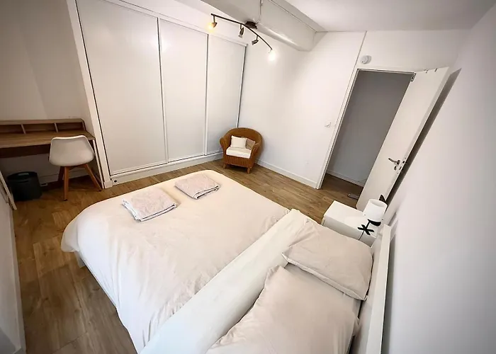 Large Elegant Duplex - 5 Bedroom - Center - Ac Appartamento *